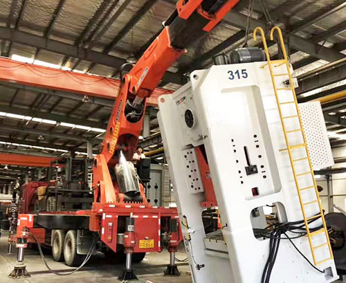 皂市镇提升工作效率，选择优质折臂吊租赁服务