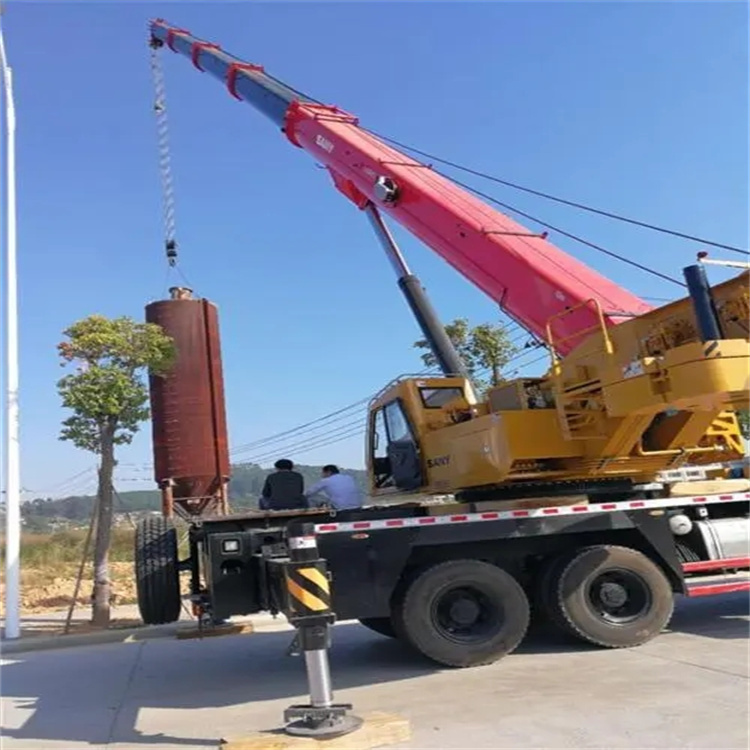 皂市镇专业吊车租赁多少钱