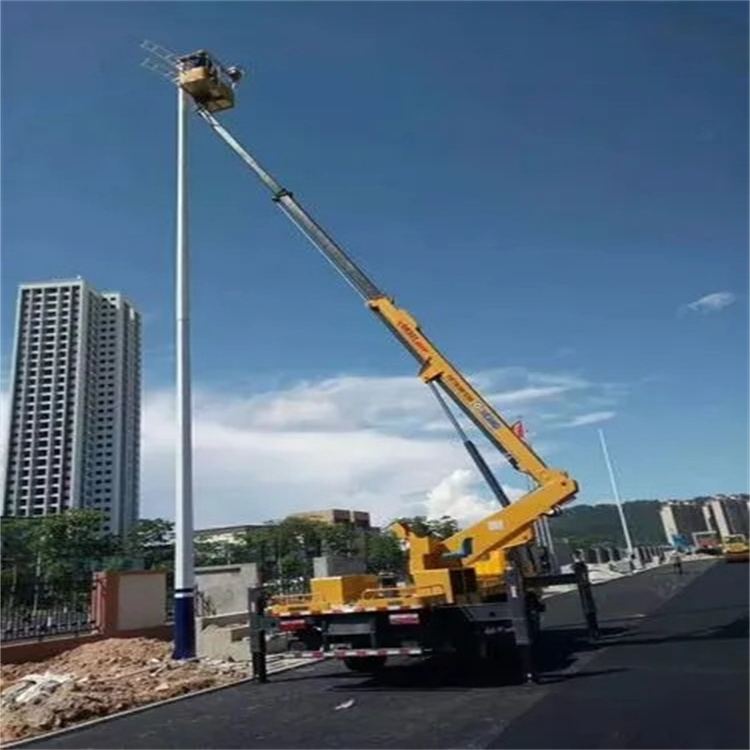 皂市镇维修路灯的曲臂升降车出租